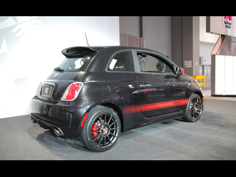 2012 Fiat 500 Abarth Specs, Price and Pictures at 2011 LA Auto Show