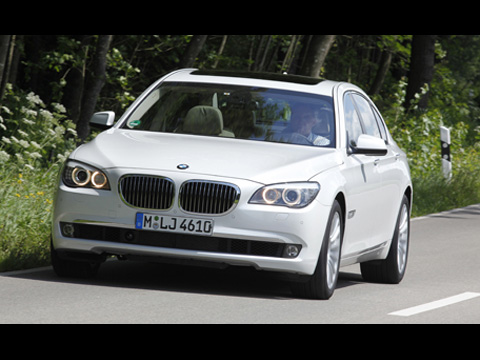 preview for 2010 BMW 760Li