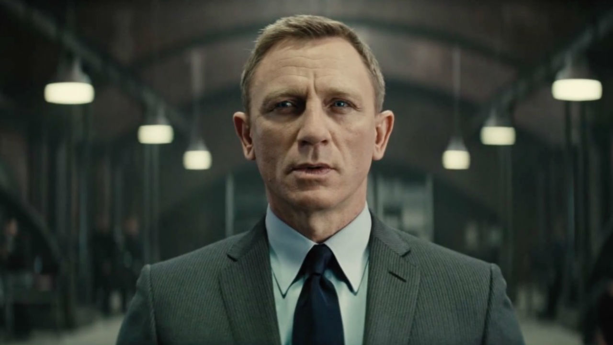 preview for Bond returns in action-packed trailer for Spectre
