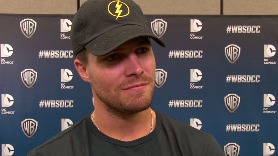 preview for Stephen Amell on new 'Arrow' at Comic-Con 2014
