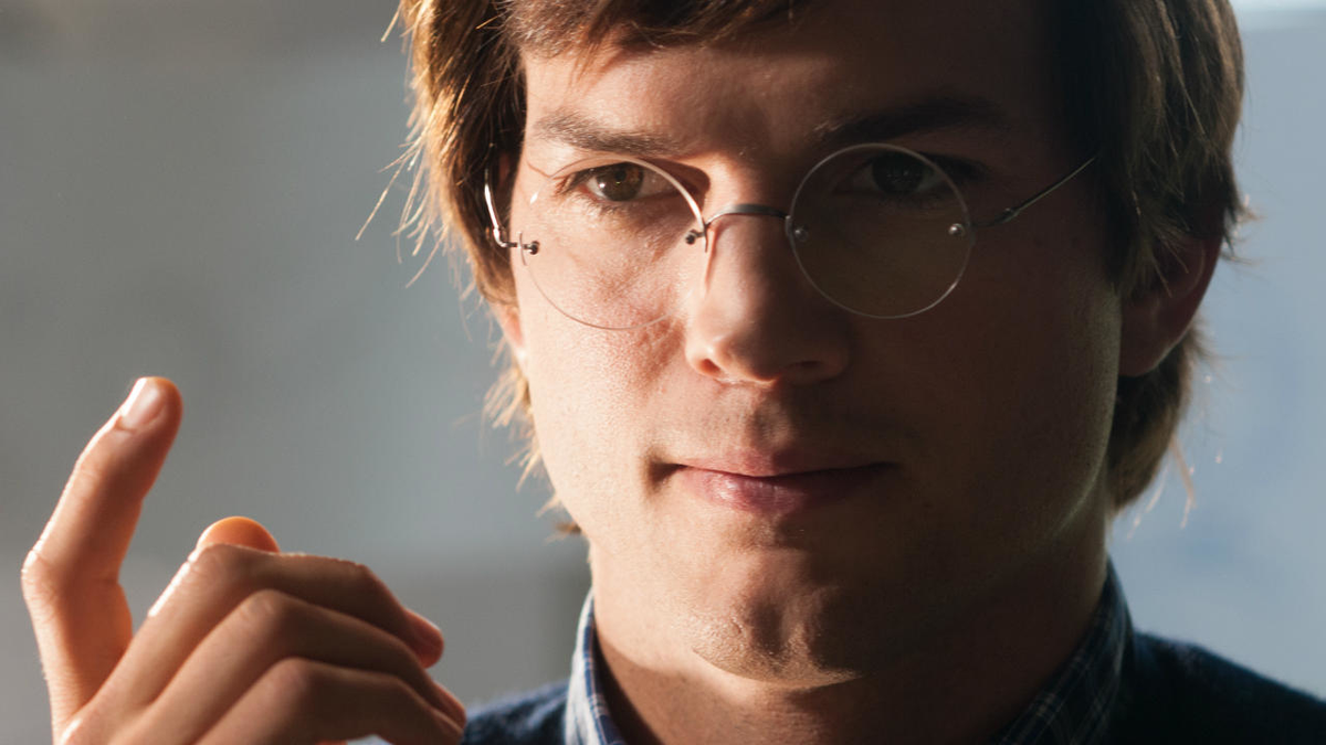 preview for Ashton Kutcher in 'Jobs' trailer