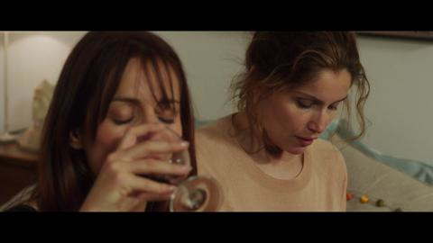 preview for COSMO VIDEO Film 11 donne a Parigi