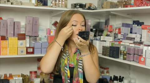 preview for Tanya Burr's Day-to-Night Make-up Look