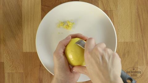 preview for How to zest a lemon