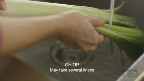 preview for How to prepare and cook leeks