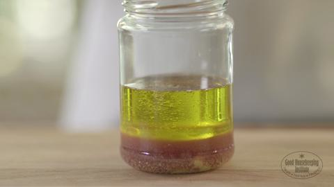 preview for How to make vinaigrette
