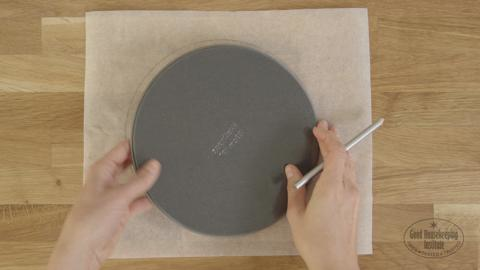 preview for How to line a round cake tin