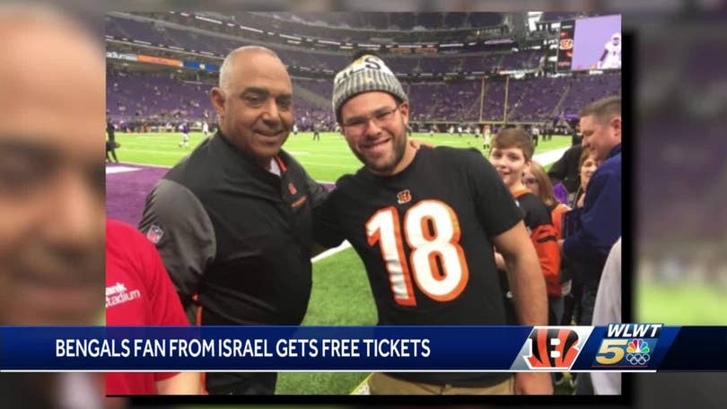 Bengals' Clark Harris invited to visit Israel after gift to fan