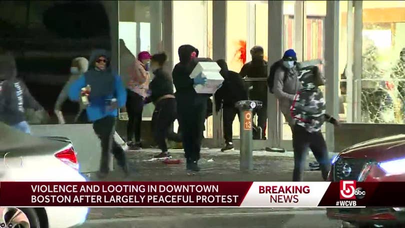 May 31, 2020, Boston, Massachusetts, USA: Looted Louis Vuitton store front  inside Copley Place in Boston. Many stores in downtown Boston were looted  following a rally against the death of George in