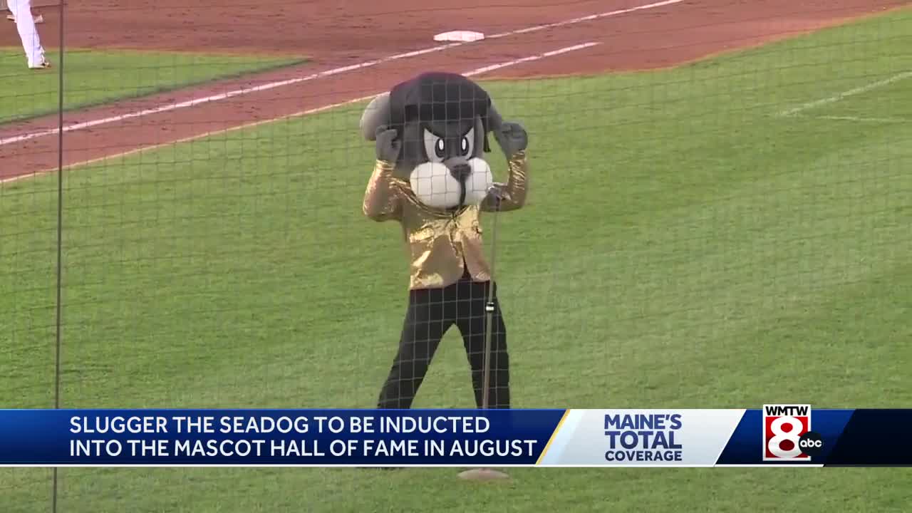 Sluggerrr Inducted into Mascot Hall of Fame