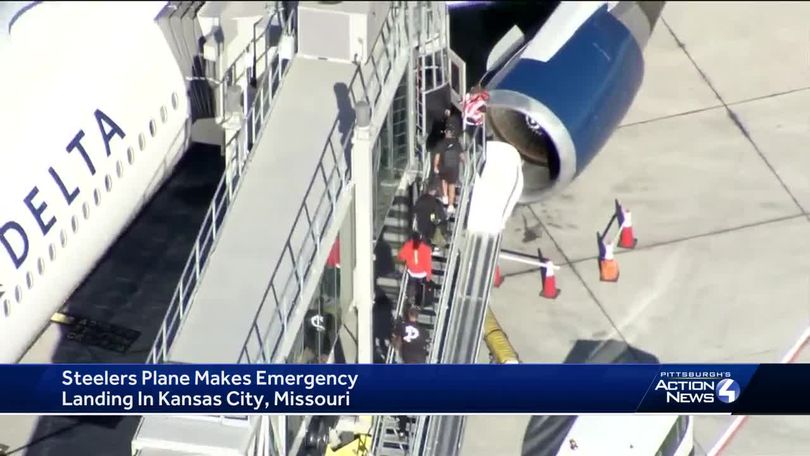 Pittsburgh Steelers' team plane makes emergency landing in Kansas City