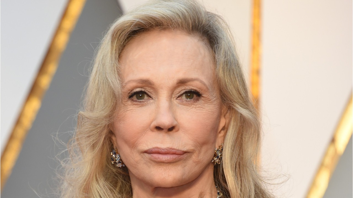 preview for Faye Dunaway Dishes On Best Picture Mix-Up