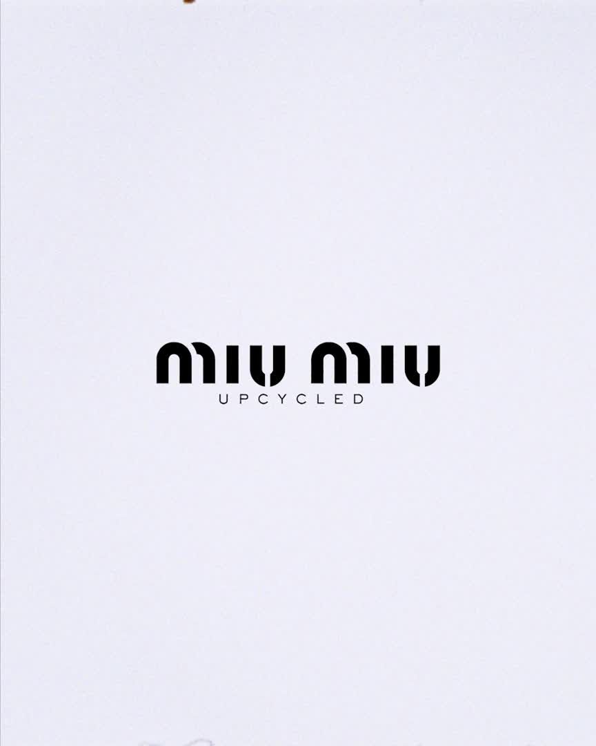 preview for 「Upcycled by Miu Miu」系列-粉藍連身裙