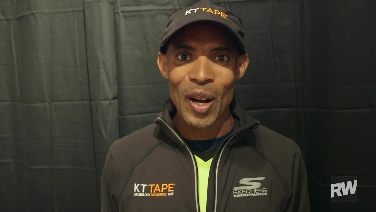 Meb Keflezighi finishes second at the 2016 Olympic Marathon Trials. 
