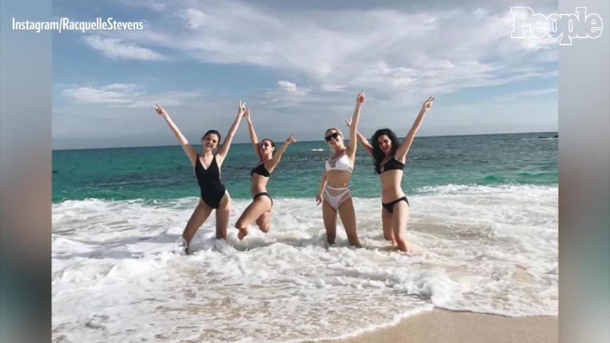 preview for Selena Gomez Hits the Beach in Cabo San Lucas Ahead of New Year's Eve