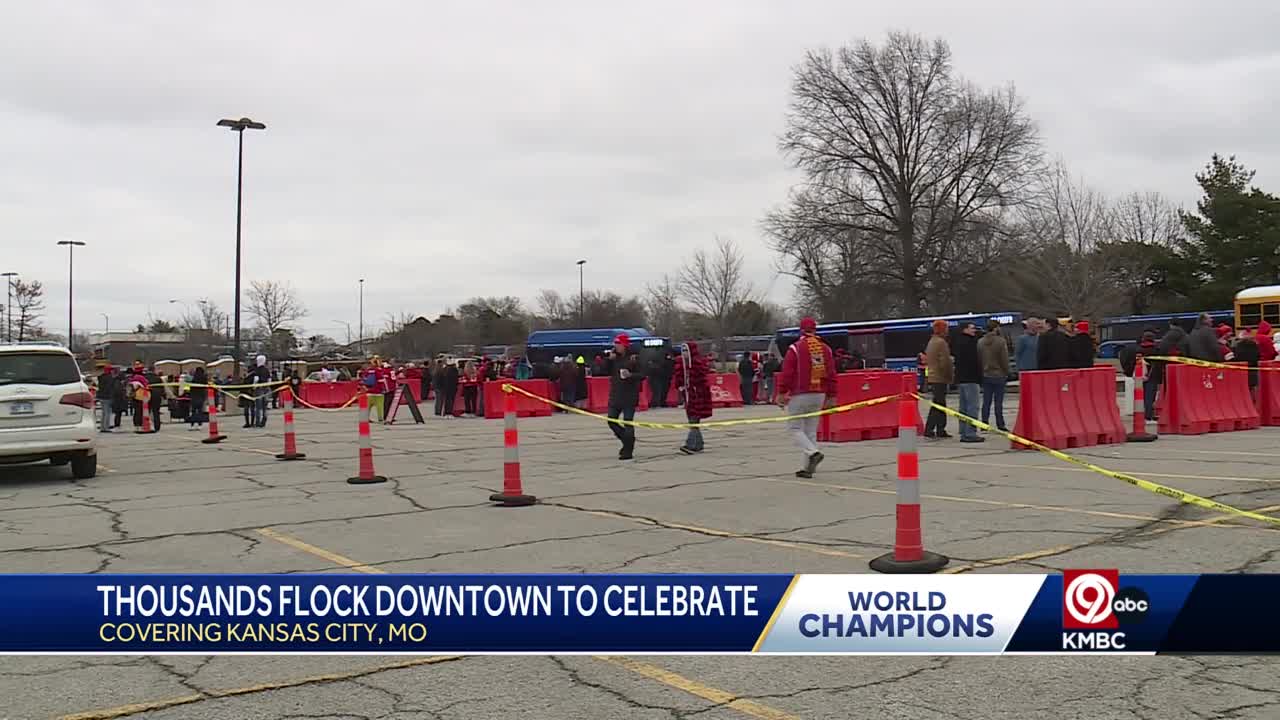 Chiefs fans transform school bus to 'Arrowhead Express' for game days