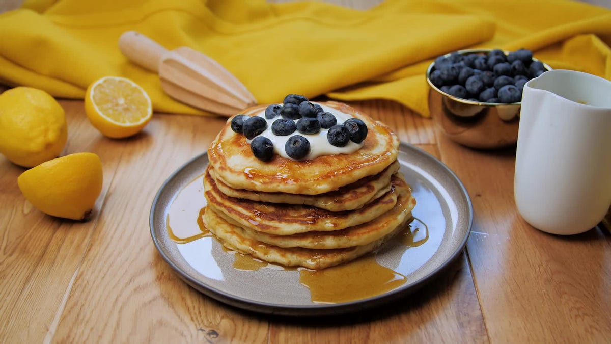 preview for Lemon Drizzle Pancakes