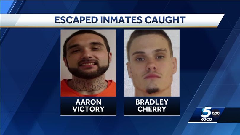 Eight inmates escape prison van in Oklahoma after driver leaves
