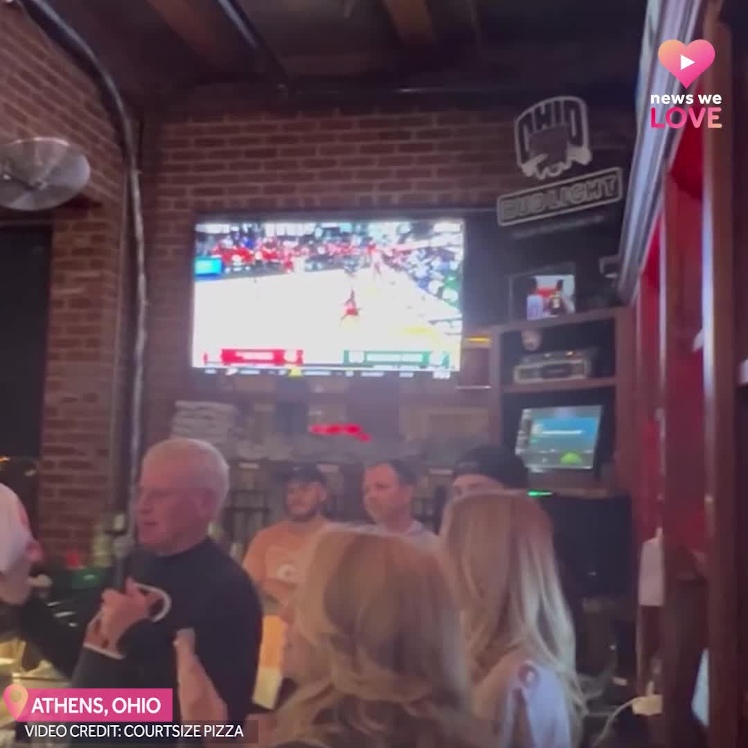 Joe Burrow's father, mother deliver game ball to Athens pizza restaurant