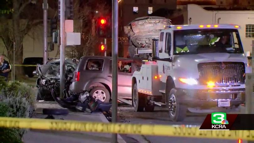 1 dead after multiple cars crash, catch fire in downtown Woodland