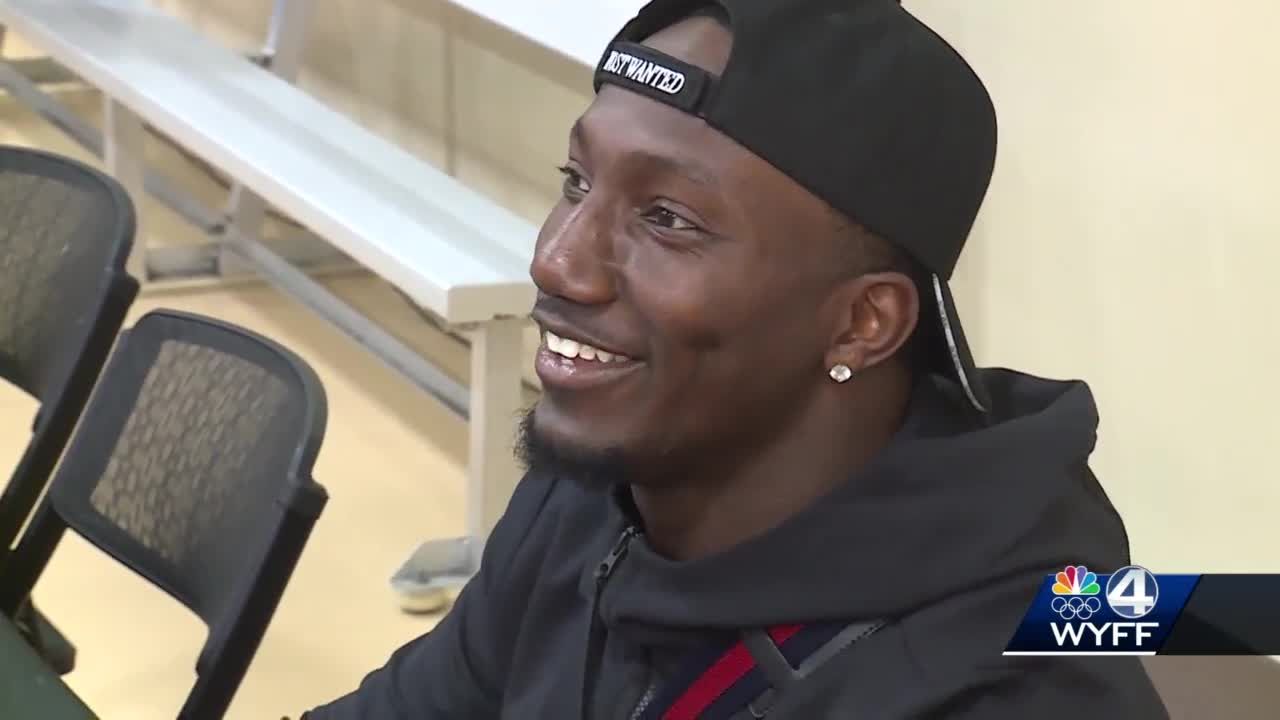 Deebo Samuel Providing Scholarships to Black Student-Athletes in Hometown  of Spartanburg, S.C.