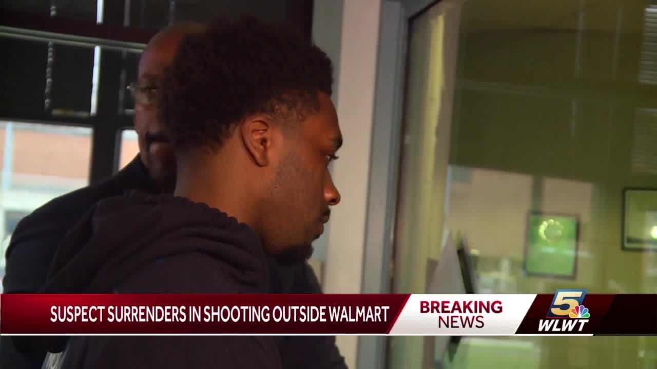 Man accused of fatally shooting man outside Cincinnati Walmart turns self in