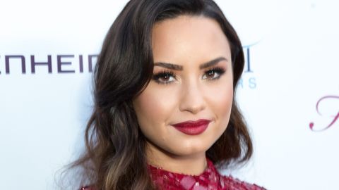 preview for Demi Lovato Addreses Dating Rumors