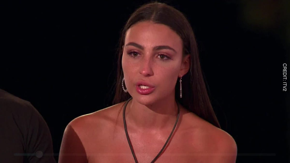 Love Island Australia&rsquo;s Grant and Eden get into a physical fight
