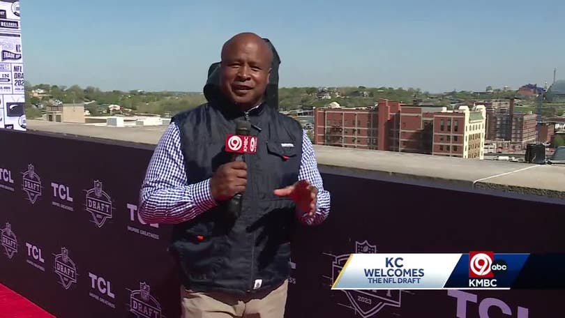 Photo Gallery: NFL Draft Picks Walkin' the Walk on Red Carpet in