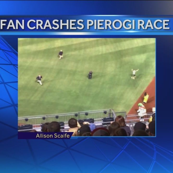 Fan runs on field during Pirates' pierogi race at PNC Park