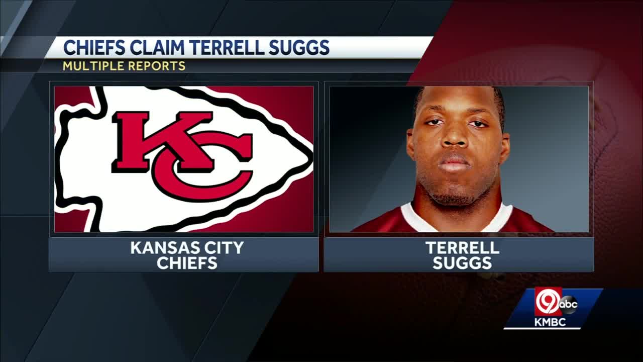 Chiefs Claim Terrell Suggs