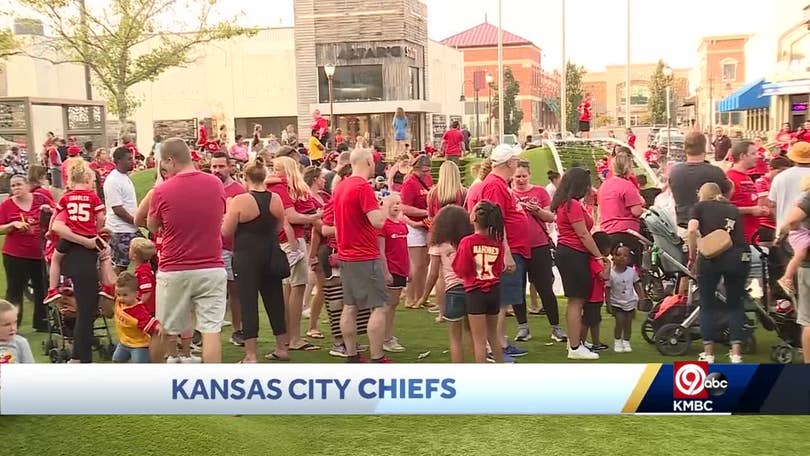 Red Friday kicks off 2019 season in Chiefs Kingdom