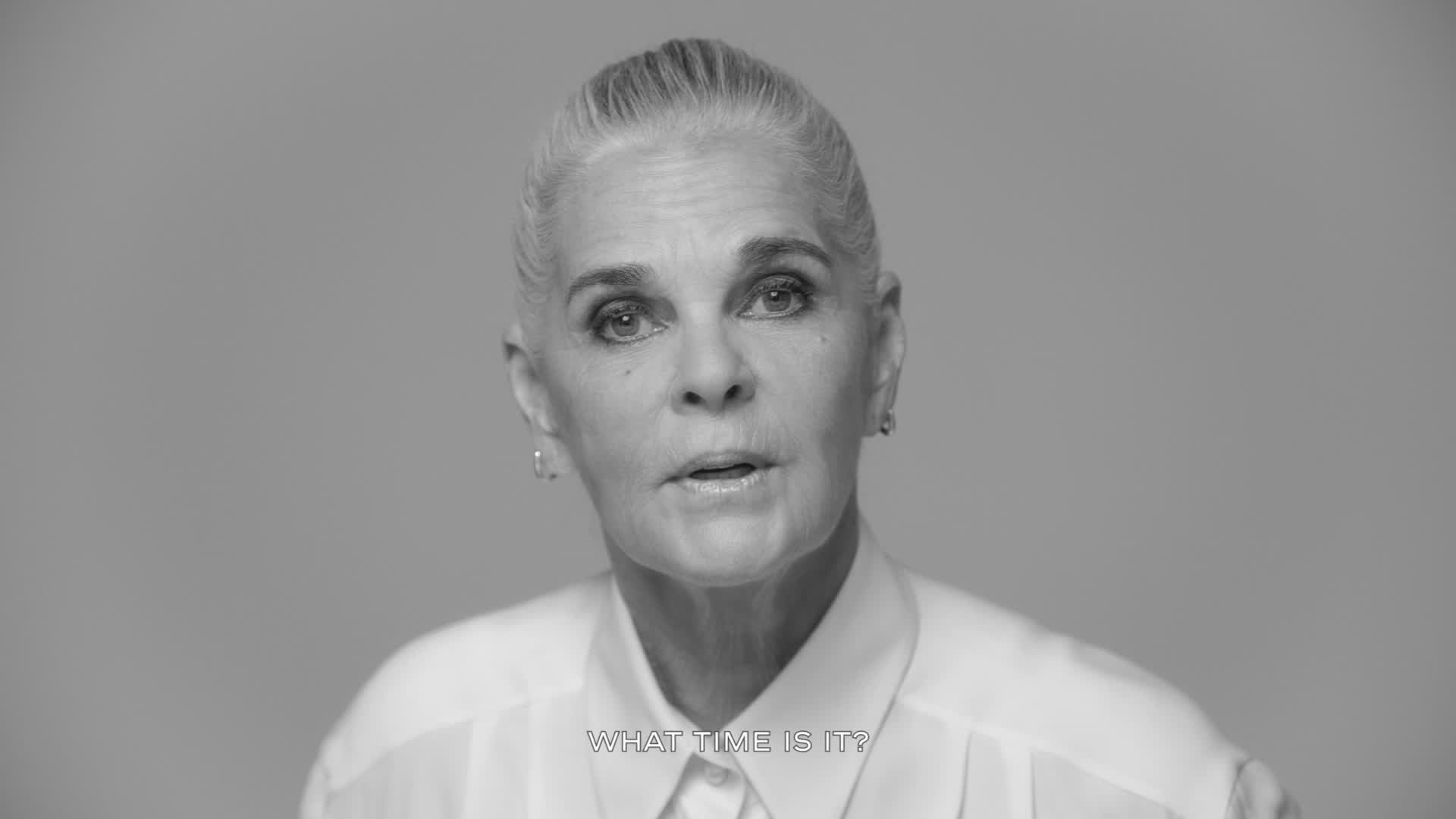 Ali MacGraw 2024 dating, net worth, tattoos, smoking & body