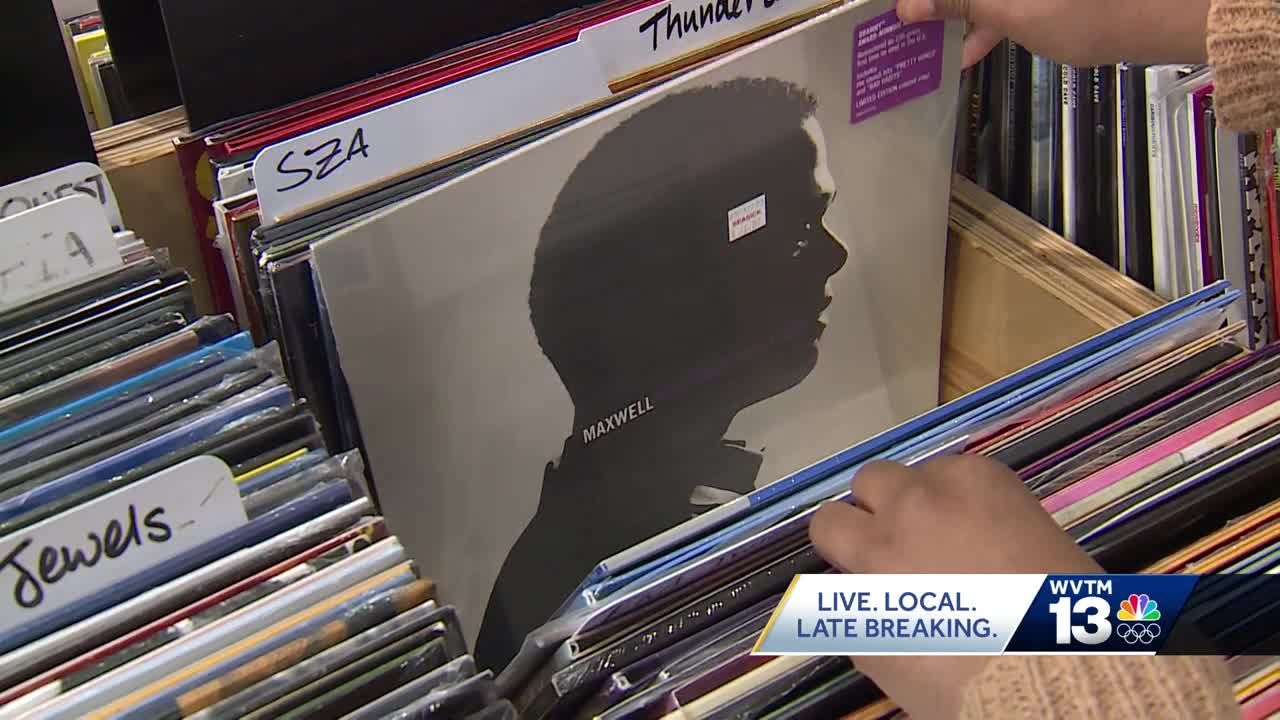 Vinyl records are becoming a trend again