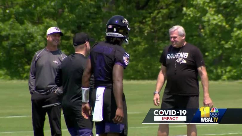 Lamar Jackson tests positive for COVID-19, misses opening practice of  Baltimore Ravens' training camp - ESPN