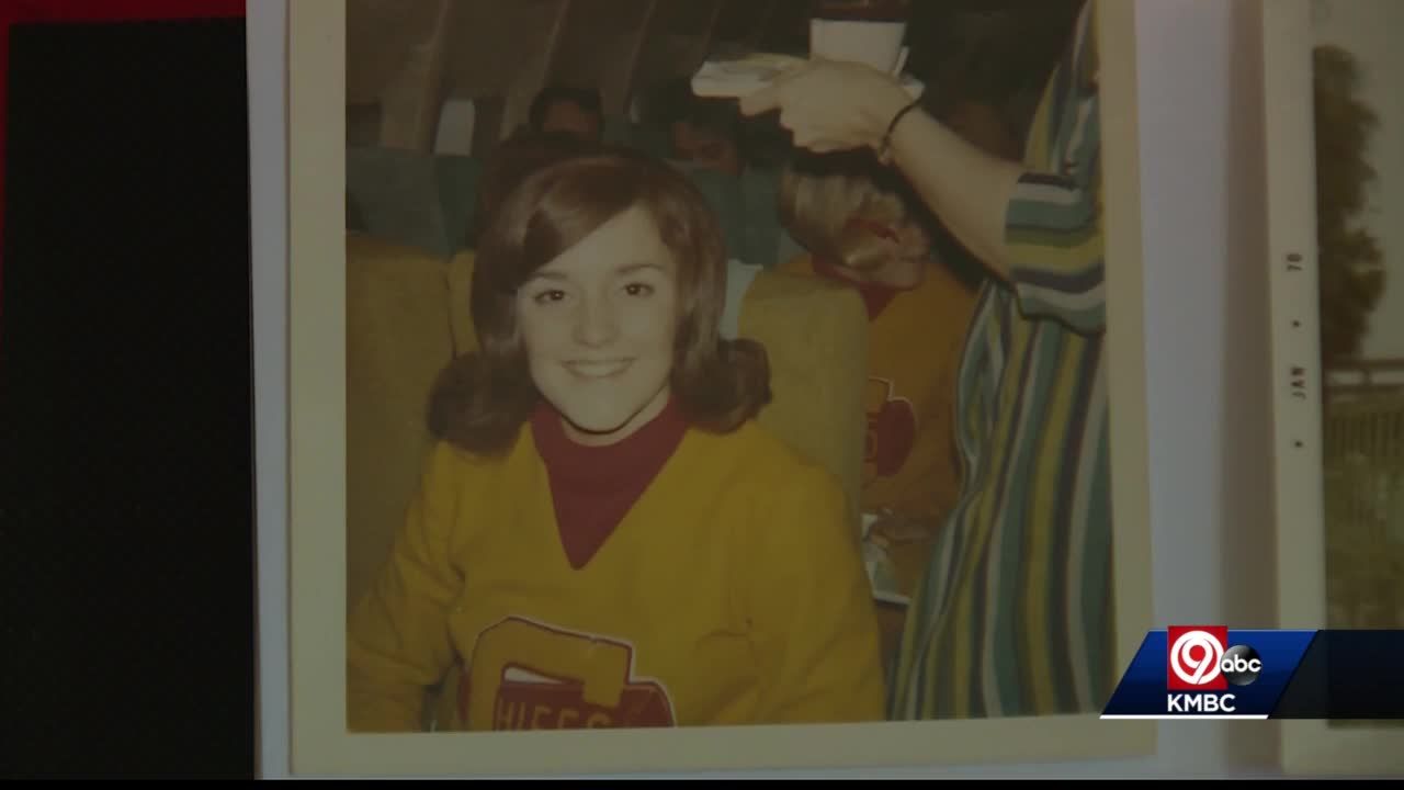 Former Chiefs' cheerleader reminisces about 1970 Super Bowl