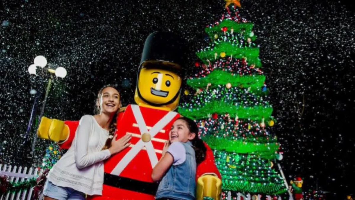 preview for Holidays at Legoland Florida