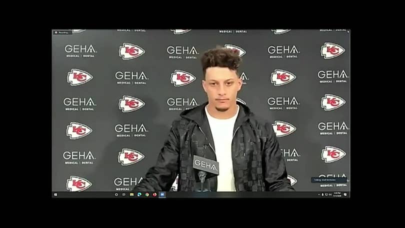 Patrick Mahomes' underhand pass, other trick plays keep Chiefs' opponents  guessing