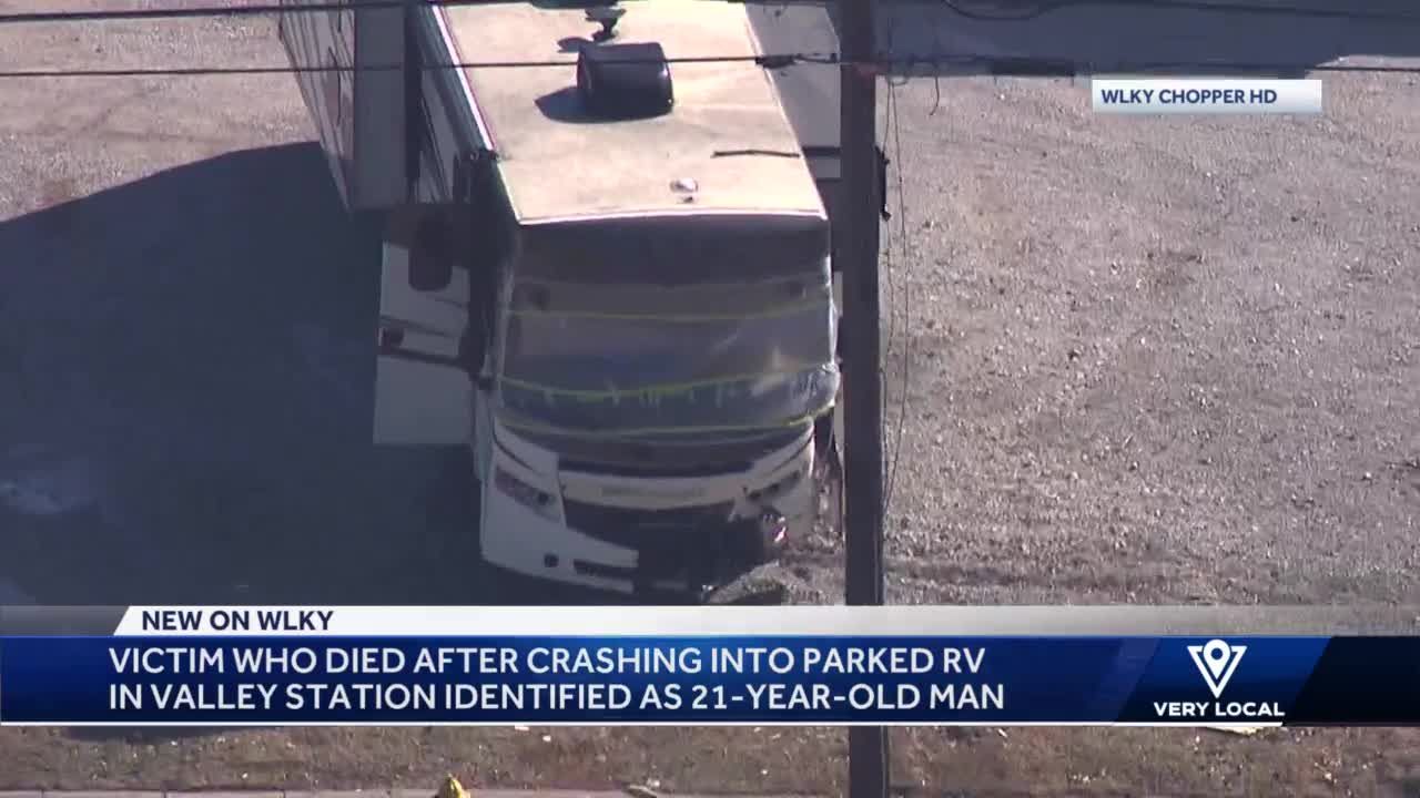 Name released of man who died after crashing into RV at Dixie Highway dealership