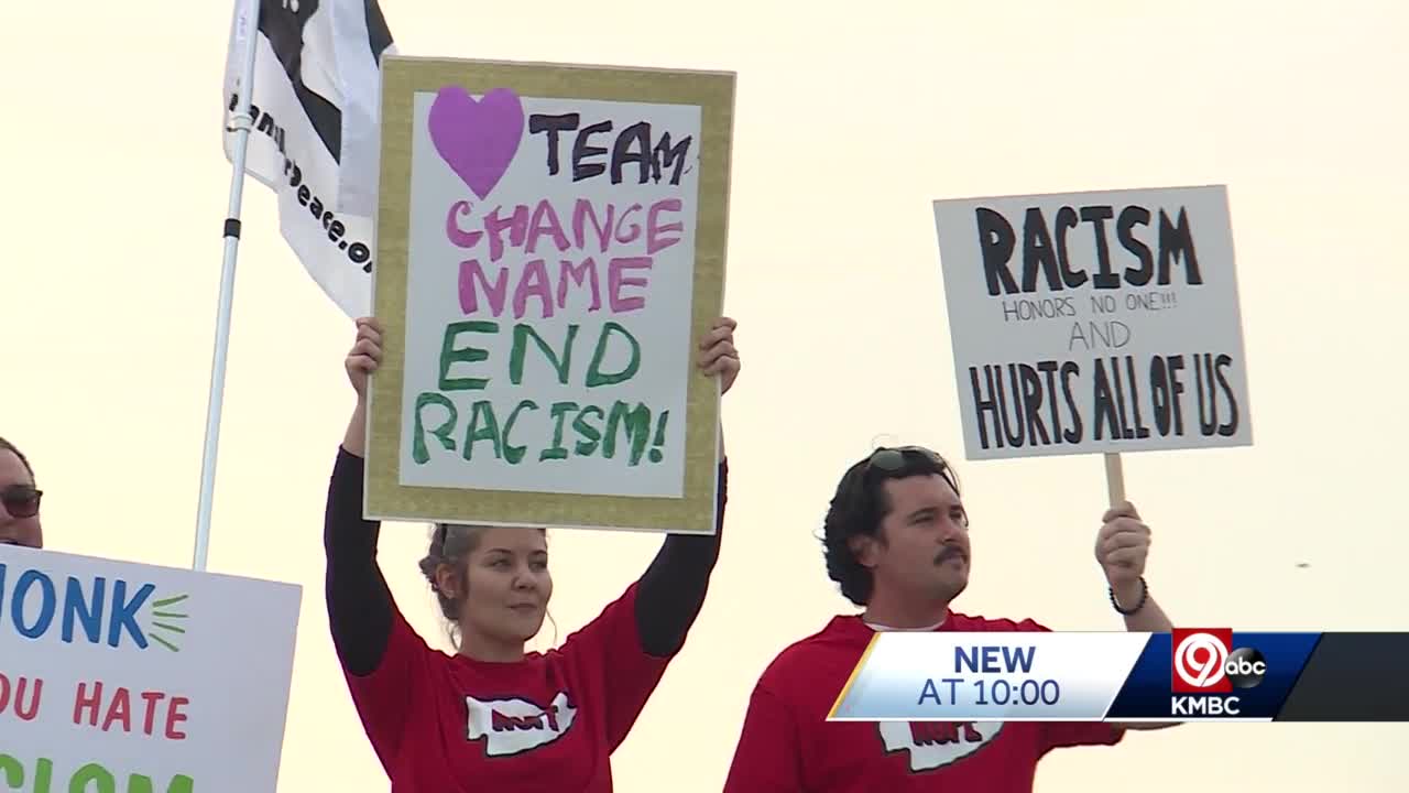 Native American advocates protest Kansas City Chiefs name ahead of Super  Bowl LVII - ABC News