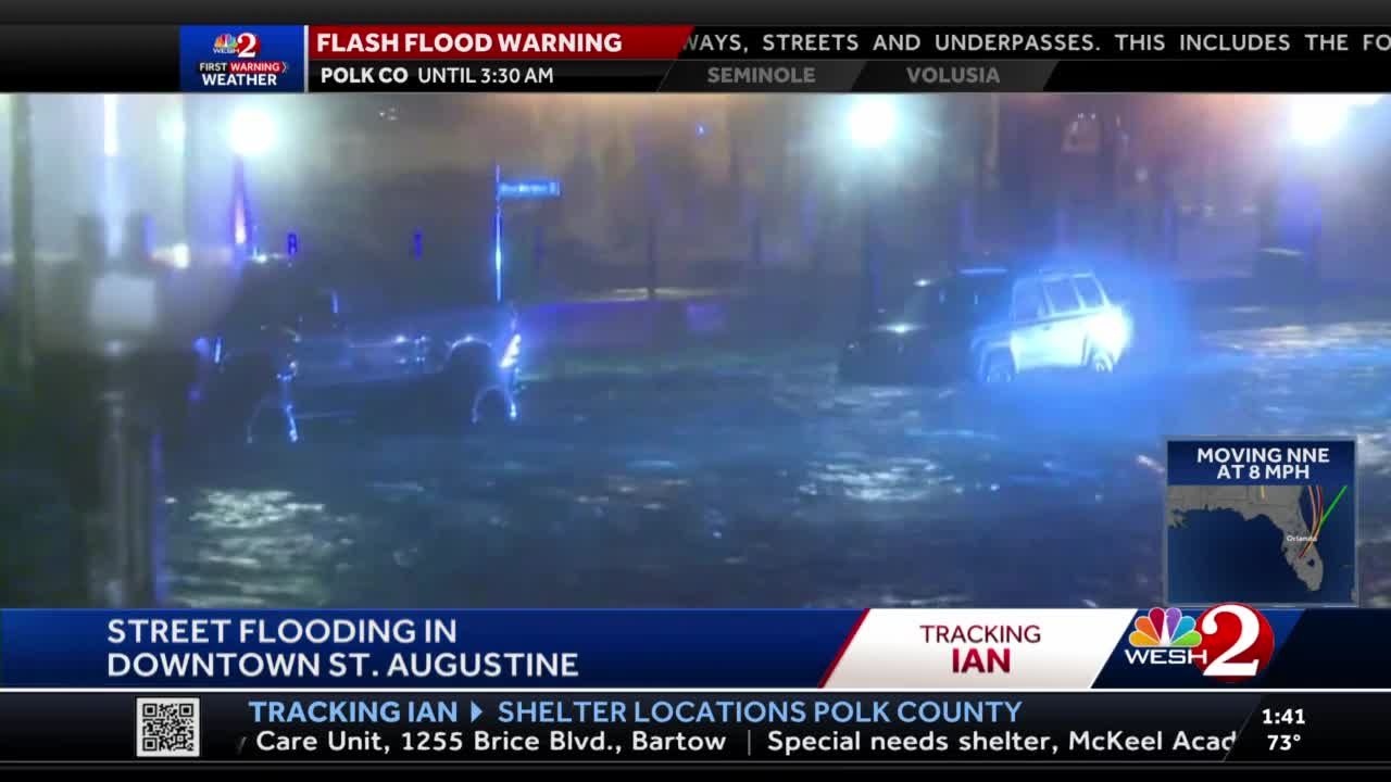 Street flooding leaves cars partially submerged in St. Augustine