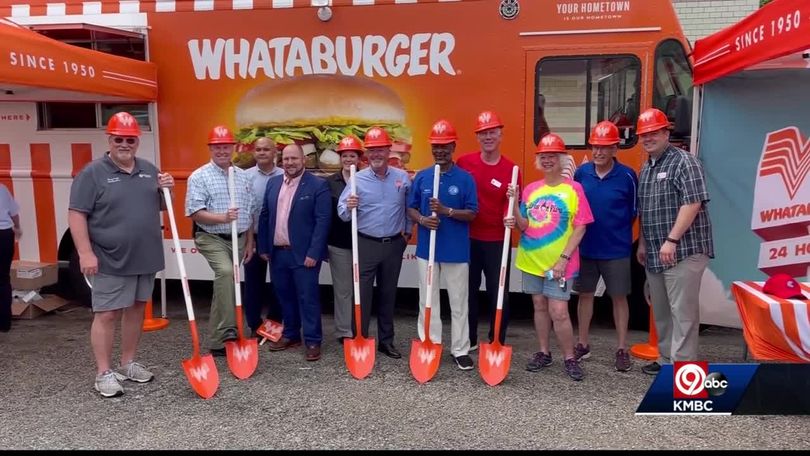 Blue Springs celebrates groundbreaking for new Whataburger restaurant