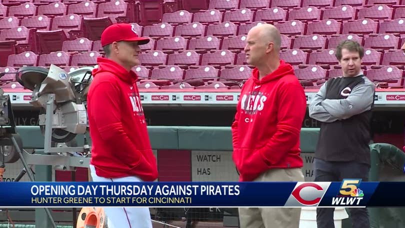 Cincinnati Reds - Joey Votto and students from Rockdale