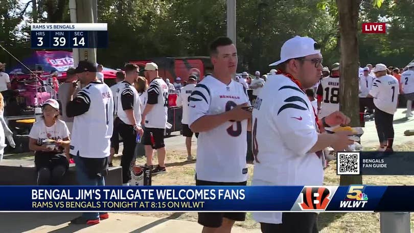 Cincinnati Bengals fans tailgate before Monday Night Football vs. Rams