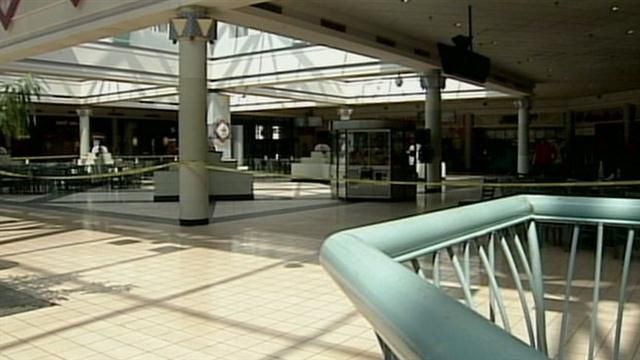 York Galleria food court reopens