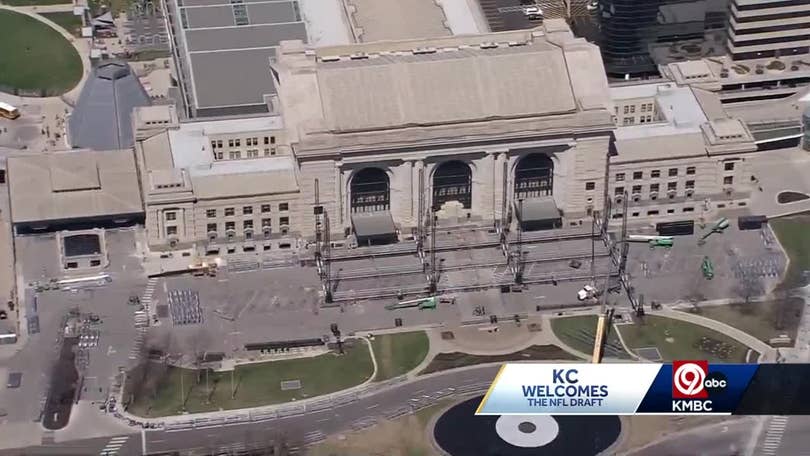 Kid-friendly activities at 2023 NFL Draft in Kansas City