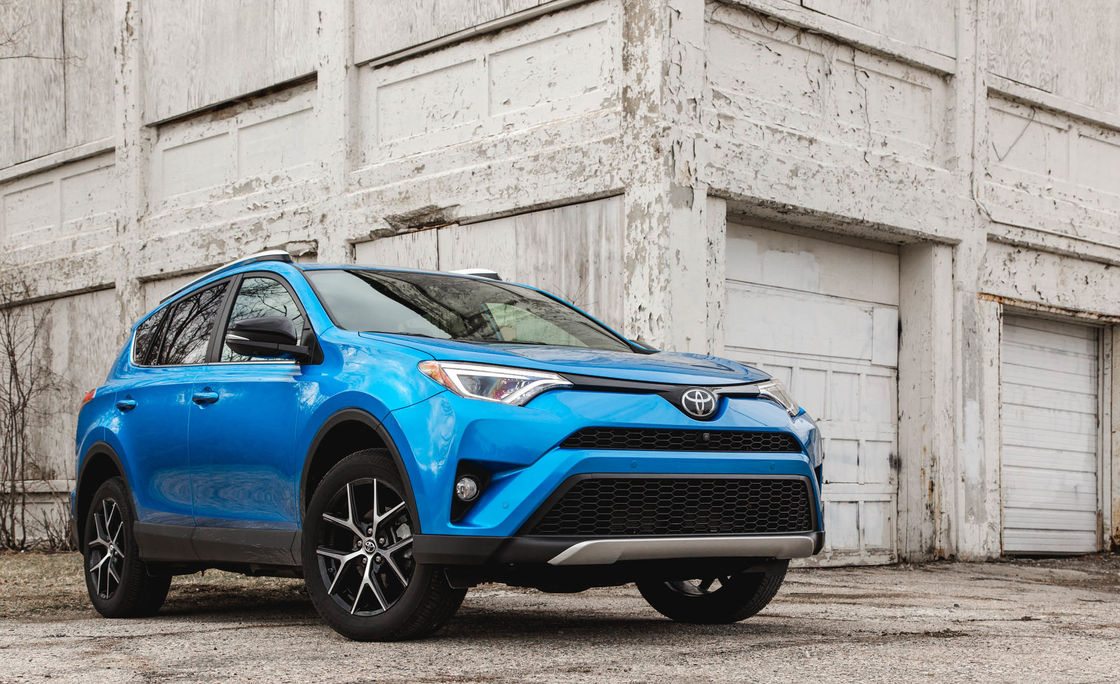 preview for Toyota RAV4 SE Review in 60 Seconds