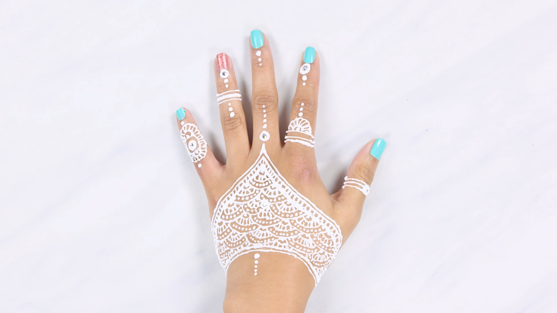 Easy Henna Designs for Hands and Fingers  Creative Khadija Blog