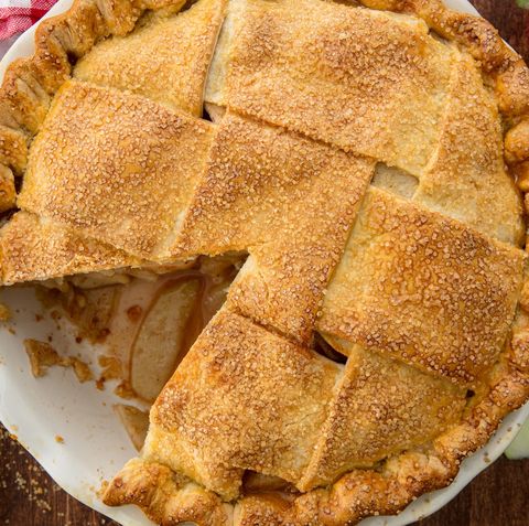 preview for This Homemade Apple Pie Is The Best Of The Classics
