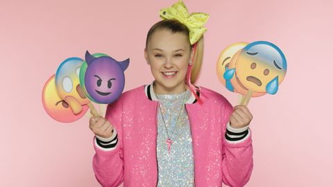 preview for Jojo Siwa Shares Her Most Embarrassing Stories